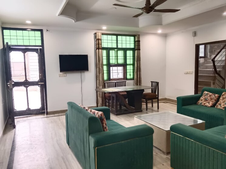 Living Room, neb sarai 3 Bedroom 250 Sq.Yd. Independent House In Neb Sarai Delhi 9454506