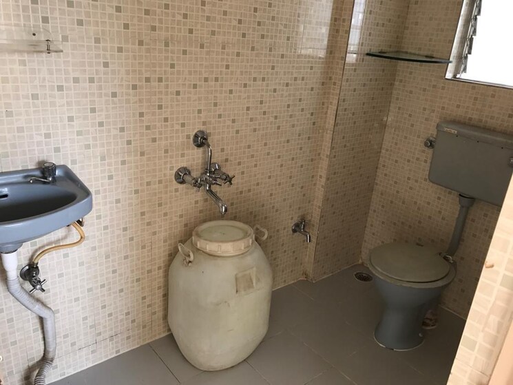 Bathroom, dnv-elite-gardens 2 Bedroom 1000 Sq.Ft. Apartment In Aundh Pune 9454509