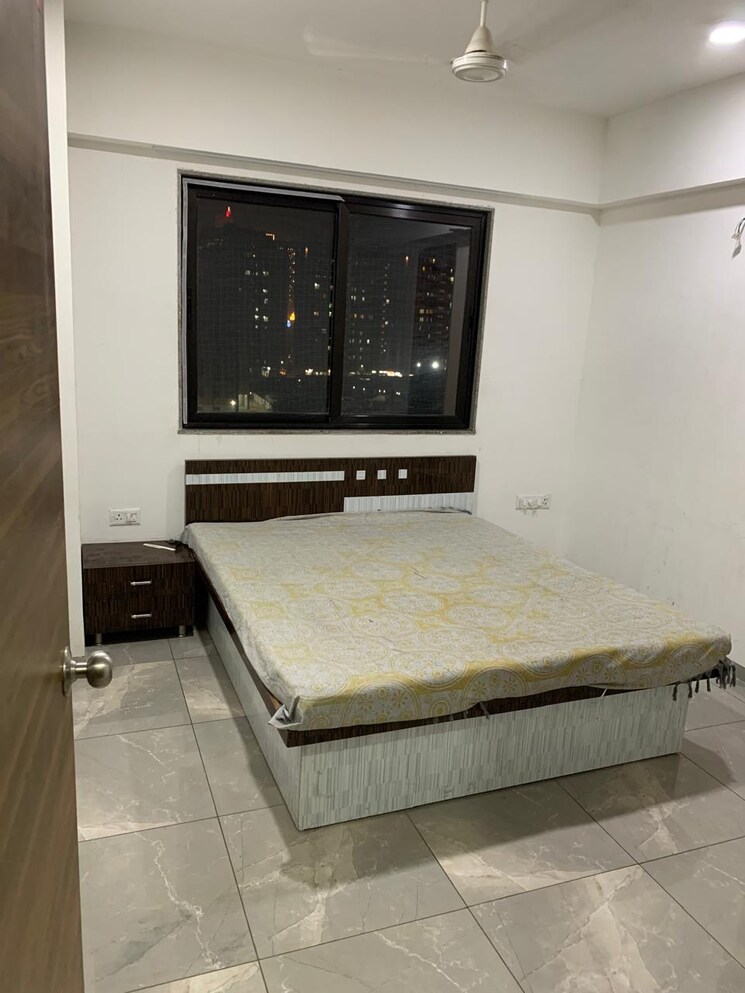 Master Bedroom, sindhubhavan 3 Bedroom 1700 Sq.Ft. Apartment In Sindhubhavan Ahmedabad 9454539