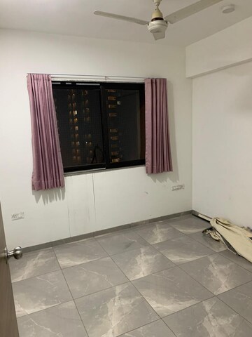 Room in 3 BHK Apartment at Sindhubhavan – for Rent