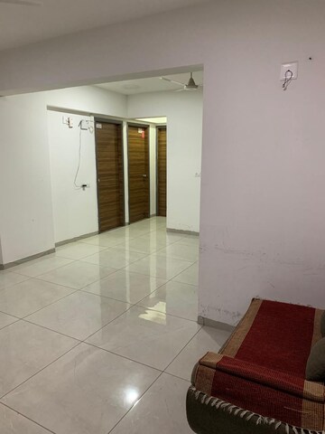 Room in 3 BHK Apartment at Sindhubhavan – for Rent