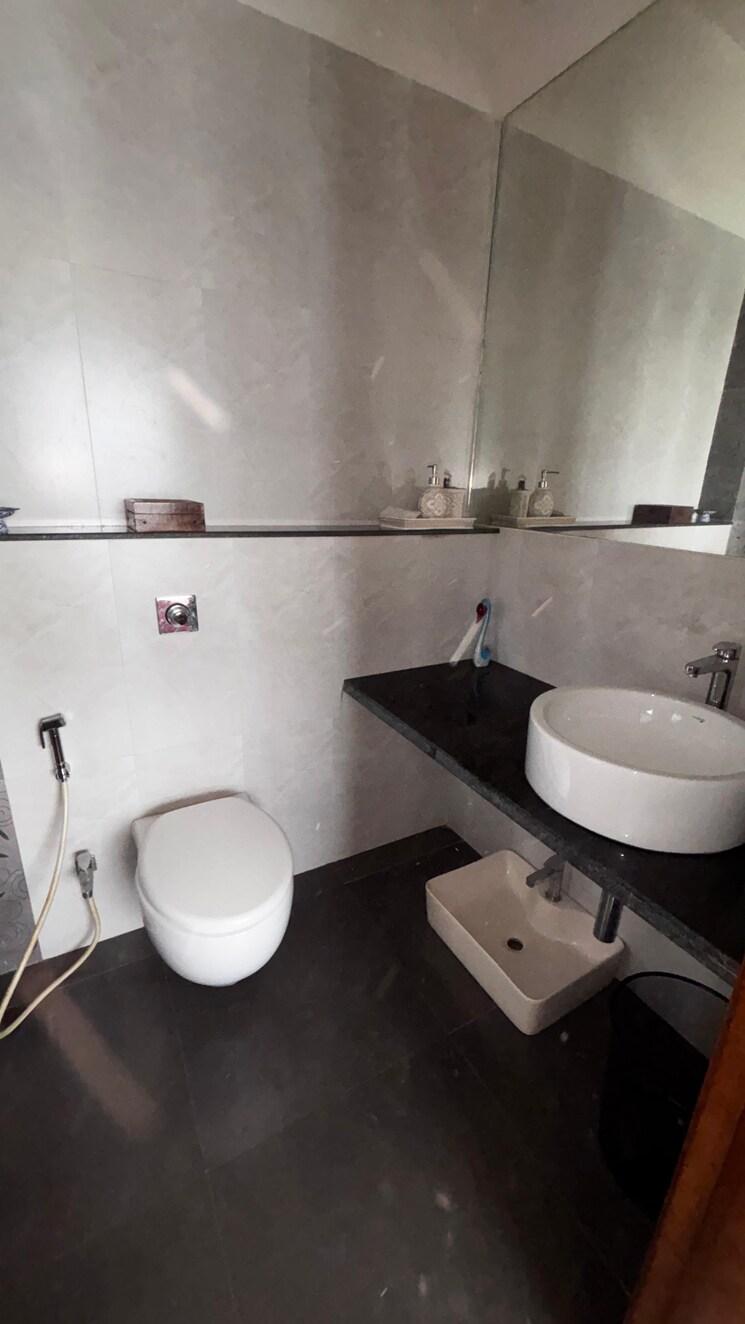 Bathroom, omkar-alta-monte 3 Bedroom 1820 Sq.Ft. Apartment In Malad East Mumbai 9454542