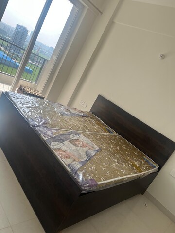 Bedroom in 2 BHK Apartment at Skynet Towers, Patiala Road – for Rent