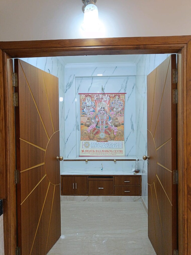 Exterior View, rwa-apartments-sector-61  3304 Sq.Mt. Plot In Sector 61 Noida 9454597