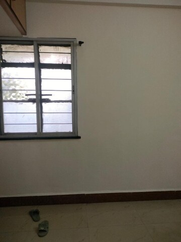 Room in 2 BHK Apartment at Suvarnayug Loksangam Vihar, Aundh – for Rent