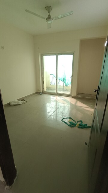 Room in 2 BHK Apartment at Nimbus The Hyde park, Sector 78 – for Rent