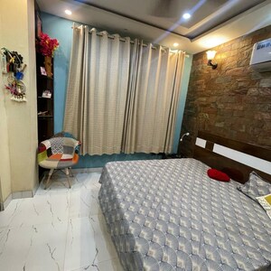 Bedroom in 4 BHK Apartment at Sector 49 – for Rent