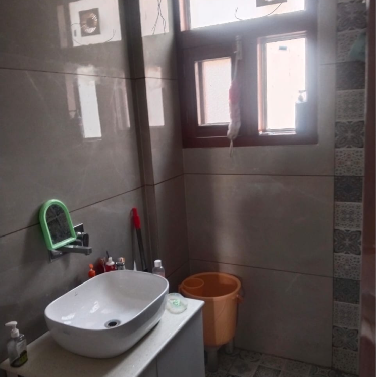 Bathroom, sector 48 3 Bedroom 1350 Sq.Ft. Apartment In Sector 48 Chandigarh 9454648