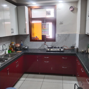 Kitchen in 3 BHK Apartment at Sector 48 – for Rent