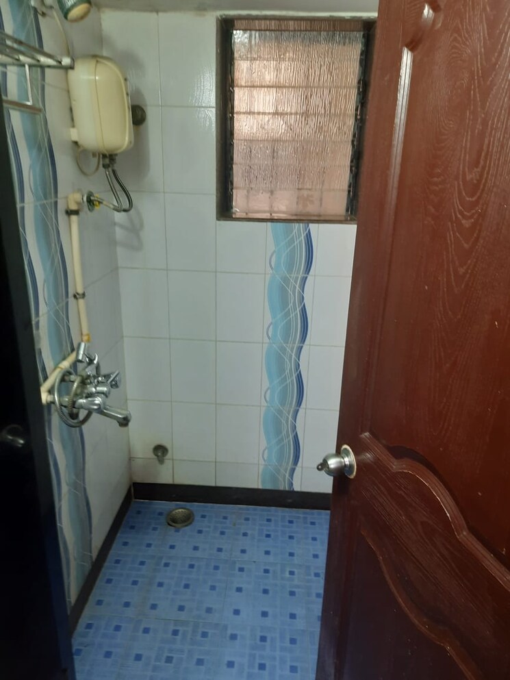 Bathroom, tanishka-vikrant 1 Bedroom 600 Sq.Ft. Apartment In Ghatkopar East Mumbai 9454696