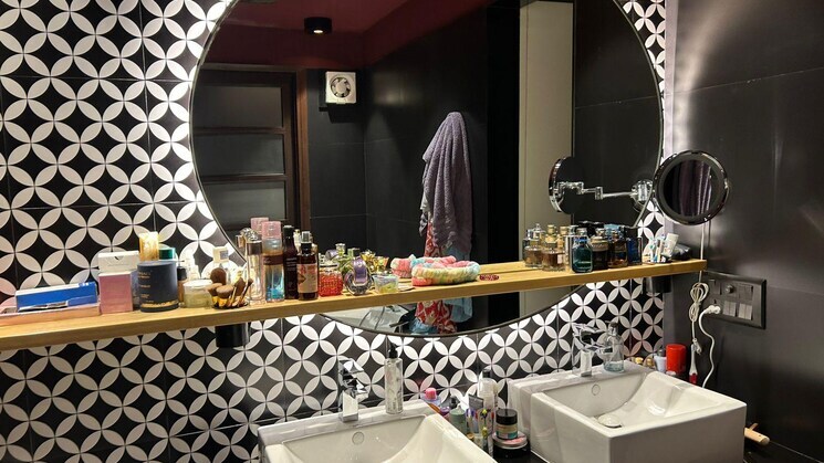 Attached Bathroom, tata-primanti-phase-2 4 Bedroom 3320 Sq.Ft. Apartment In Sector 72 Gurgaon 9454722