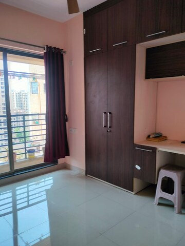 Room in 1 BHK Apartment at Sanghvi Hills, Ghodbunder Road – for Rent