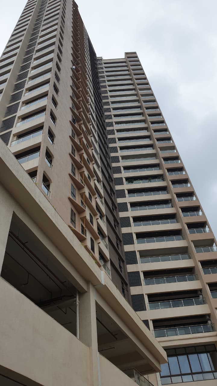 1 BHK + Extra Room 436 Sq.Ft. Apartment in Oxford Navrang Crystal