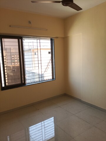 Room in 1 BHK Apartment at Shree Swami Vrindavan SRA CHS, Bhandup West – for Rent
