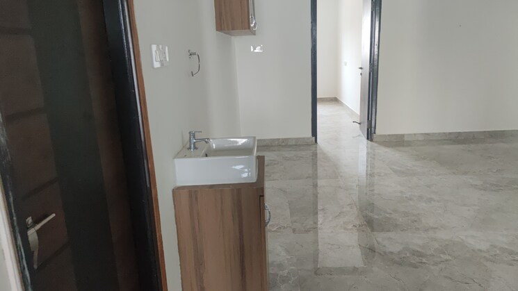Bathroom, alkapuri 3 Bedroom 1950 Sq.Ft. Apartment In Alkapuri Hyderabad 9454802