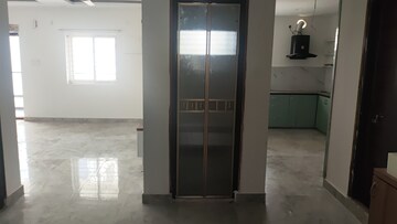 Building Lobby in 3 BHK Apartment at Alkapuri – for Rent