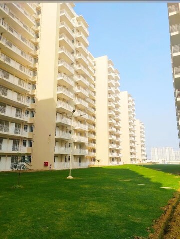2 BHK Apartment For Sale in Suncity Avenue 102, Sector 102