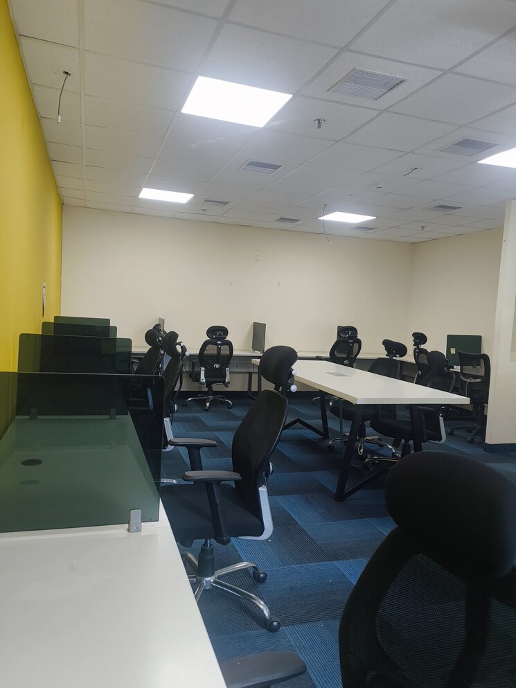 Team Area, sector 74 Commercial Office Space 1450 Sq.Ft. In Sector 74 Mohali 9454813