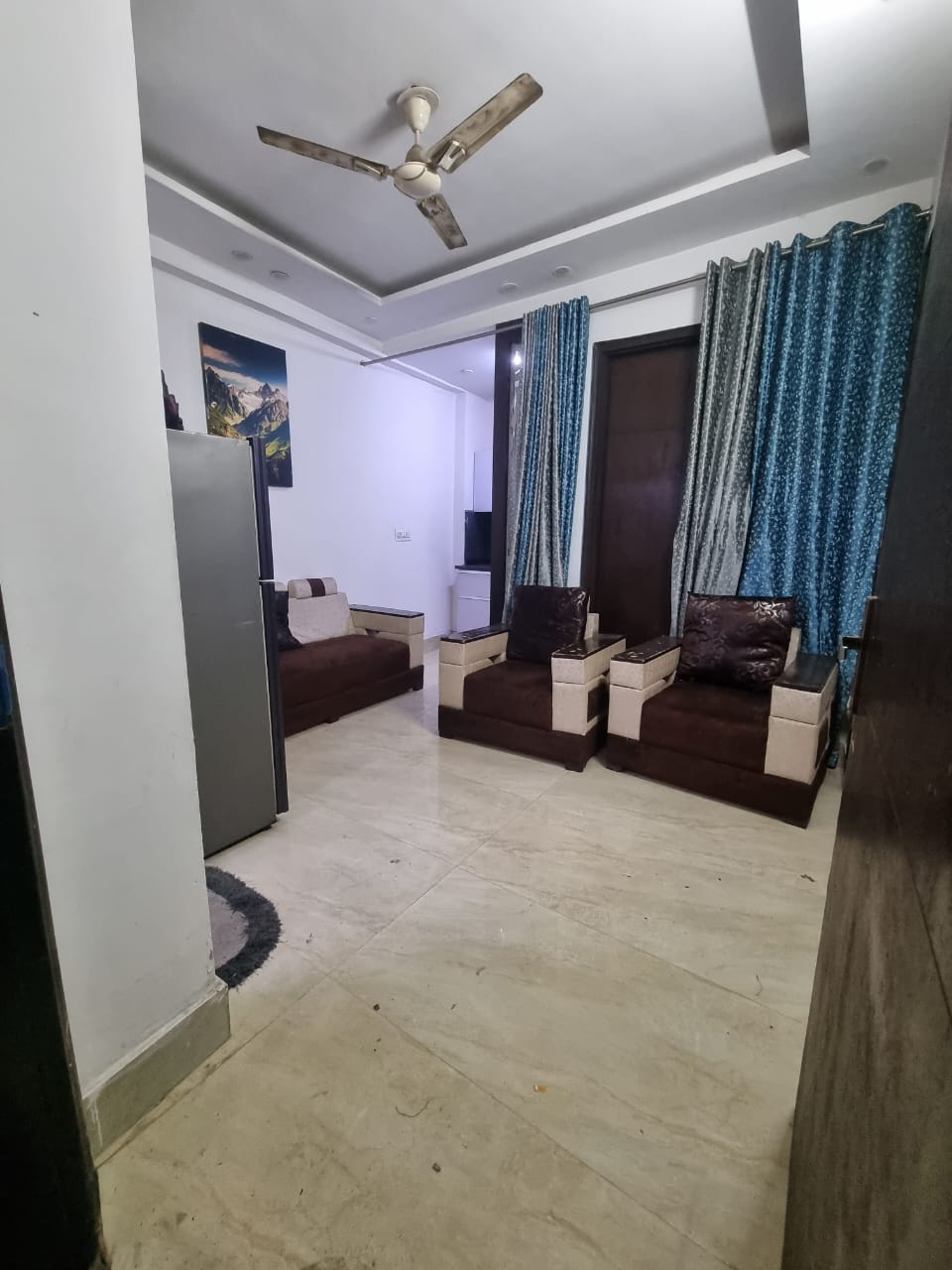 2 BHK Apartment For Rent in Aman Luxury Apartments