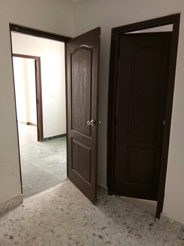 Building Lobby in 3 BHK Builder Floor at Vihaan Wisteria, Sector 1 Greater Noida – for Sale