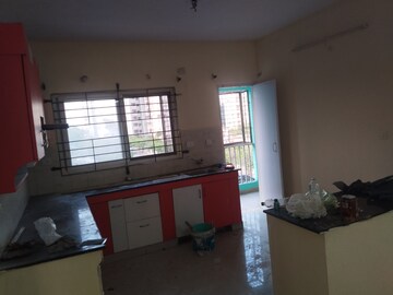 Kitchen in 3.5 BHK Apartment at Rapti Apartment, Gomti Nagar – for Rent