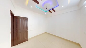 Room in 3 BHK Apartment at Sarjapur Road – for Sale