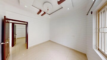 Room in 3 BHK Apartment at Sarjapur Road – for Sale