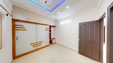 Room in 3 BHK Apartment at Sarjapur Road – for Sale