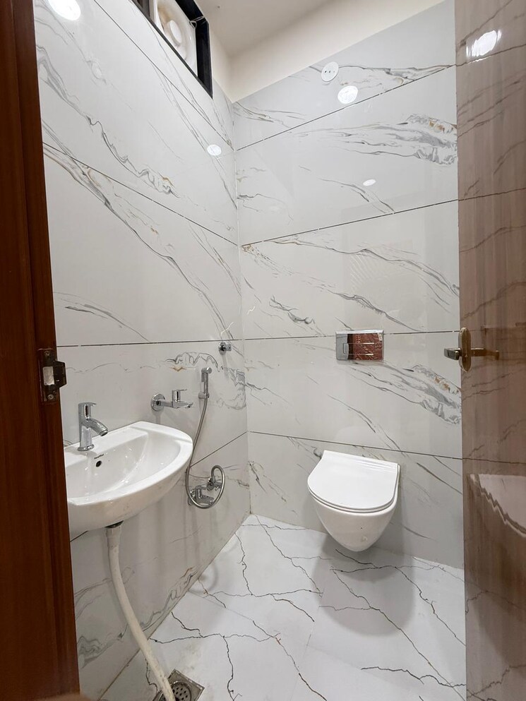 Bathroom, sirsi road 4 Bedroom 2450 Sq.Ft. Villa In Sirsi Road Jaipur 9454857