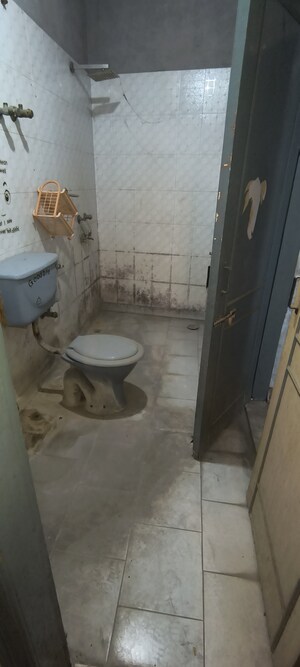 Master Bedroom in 3 BHK Builder Floor at Khirki Extension – for Sale