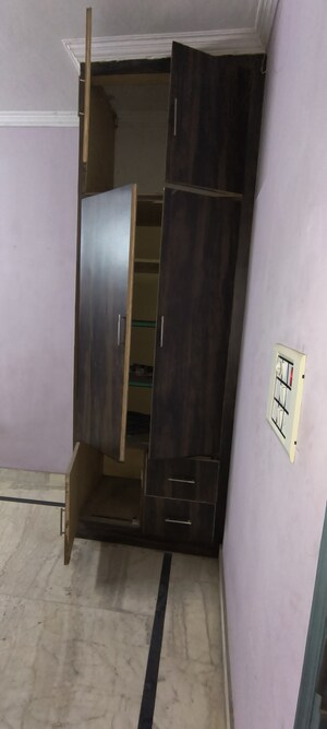 Furnished Amenities in 3 BHK Builder Floor at Khirki Extension – for Sale