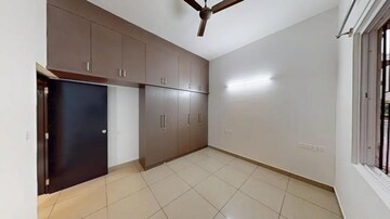 Room in 2 BHK Apartment at Prestige Ferns Residency, Harlur – for Sale