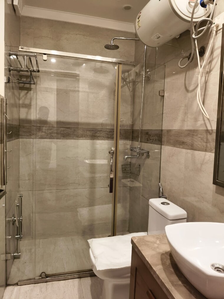 Bathroom, anand niketan 3 Bedroom 2200 Sq.Ft. Builder Floor In Anand Niketan Delhi 9454878
