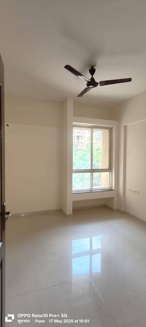 Room in 1 BHK Apartment at Unique Youtopia, Kharadi – for Rent