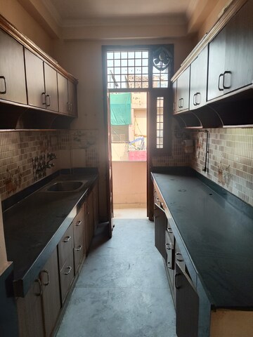 Kitchen in 2.5 BHK Villa at Sector 36 – for Rent