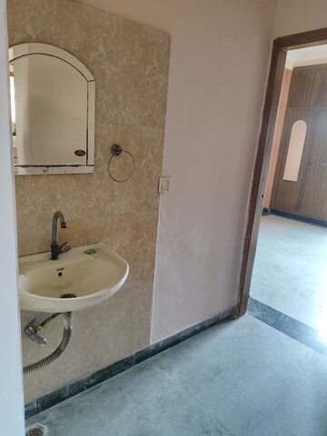 Bathroom in 2.5 BHK Villa at Sector 36 – for Rent