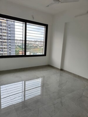 Room in 2 BHK Apartment at Unique Youtopia, Kharadi – for Rent