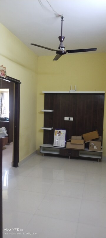 Furnished Amenities in 1 BHK Independent House at Madhapur – for Rent