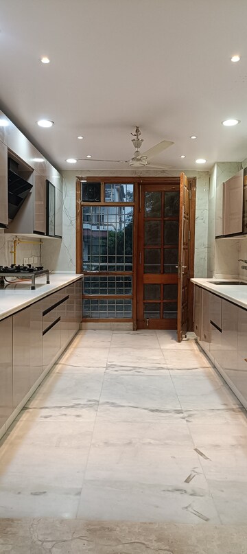 3 BHK Builder Floor For Rent in Anand Vihar