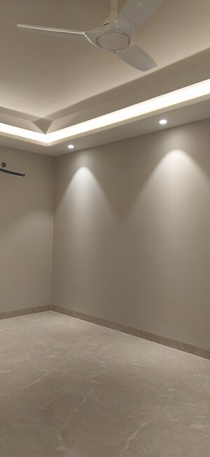 Furnished Amenities in 4 BHK Builder Floor at Parklands, Sector 85 – for Sale