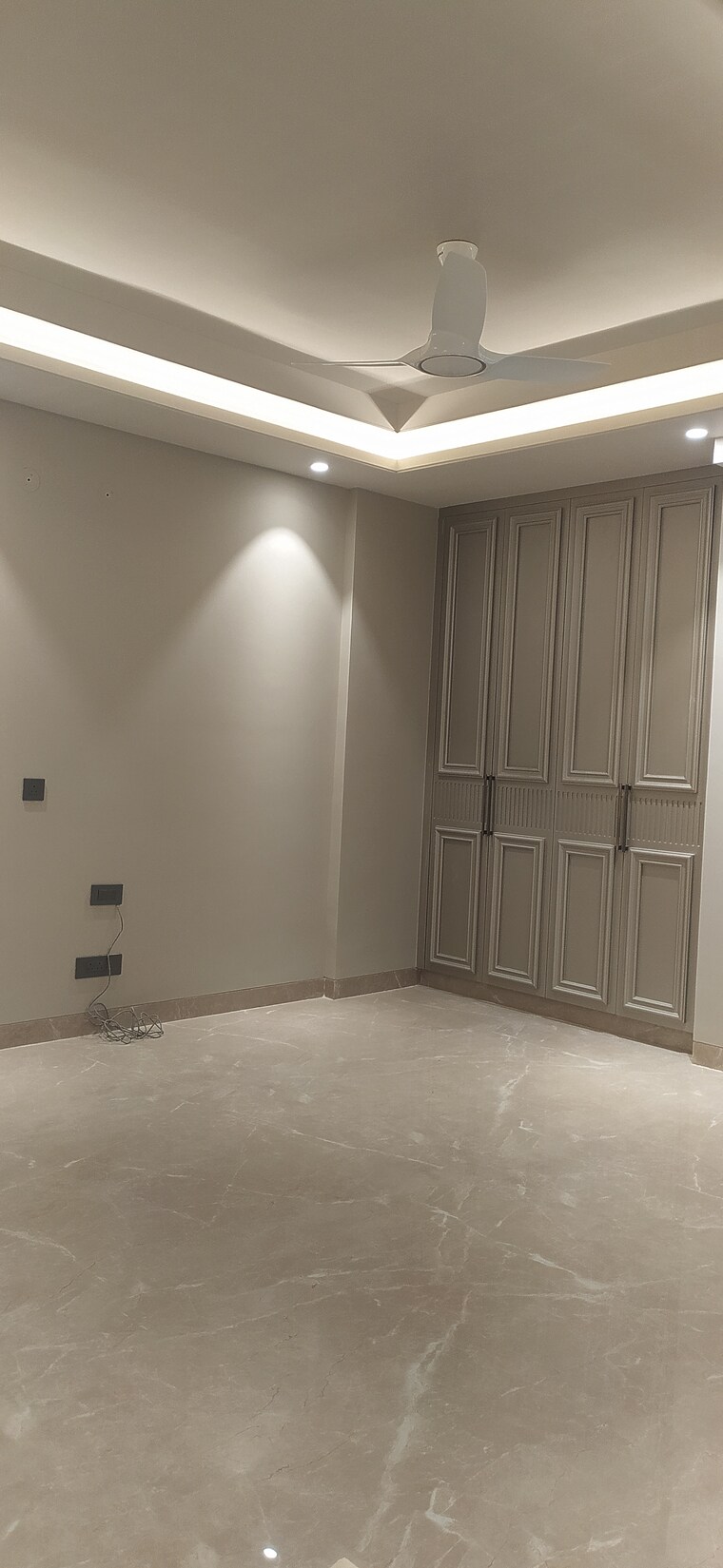 Room, parklands 4 Bedroom 500 Sq.Yd. Builder Floor In Sector 85 Faridabad 9454965