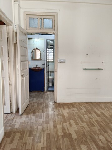 Room in 1 BHK Apartment at Jyoti CHS Santacruz East, Santacruz East – for Rent