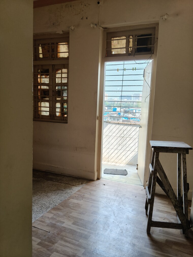 Room, jyoti-chs-santacruz-east 1 Bedroom 600 Sq.Ft. Apartment In Santacruz East Mumbai 9454966