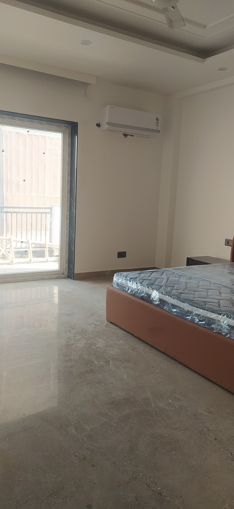 Room, parklands 4 Bedroom 500 Sq.Yd. Builder Floor In Sector 85 Faridabad 9454975