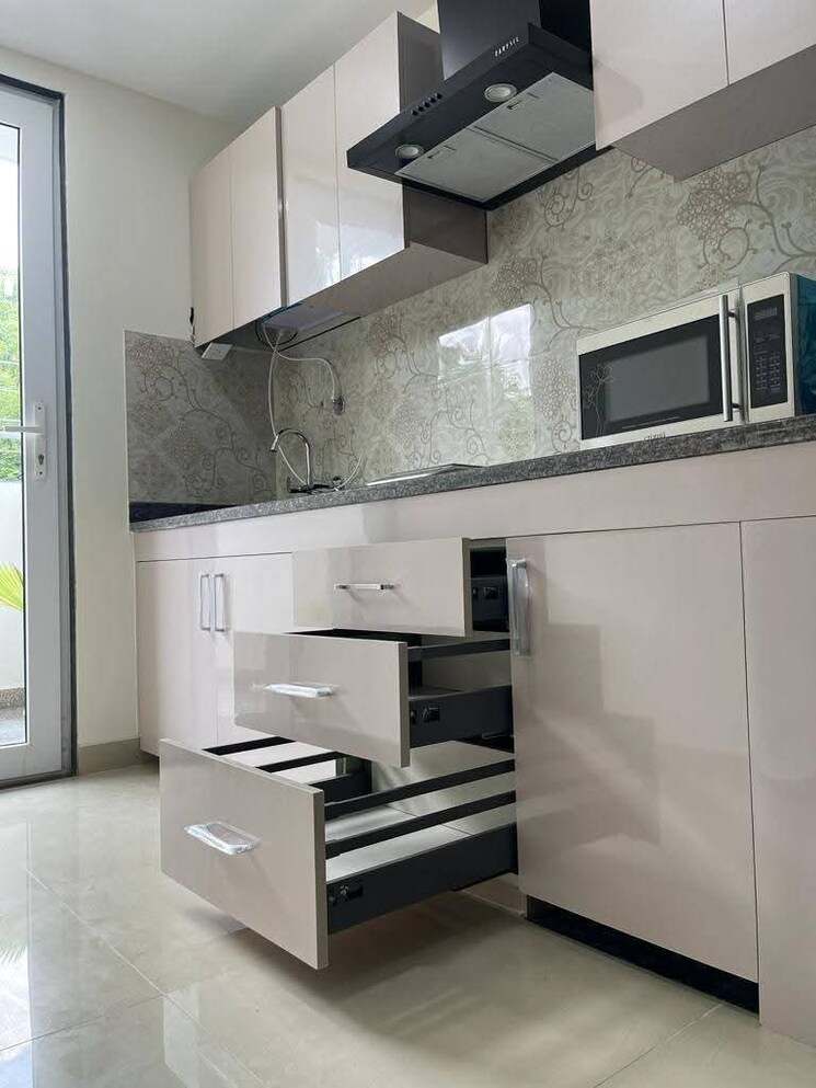 Kitchen, saket 1 RK 250 Sq.Ft. Builder Floor In Saket Delhi 9454976