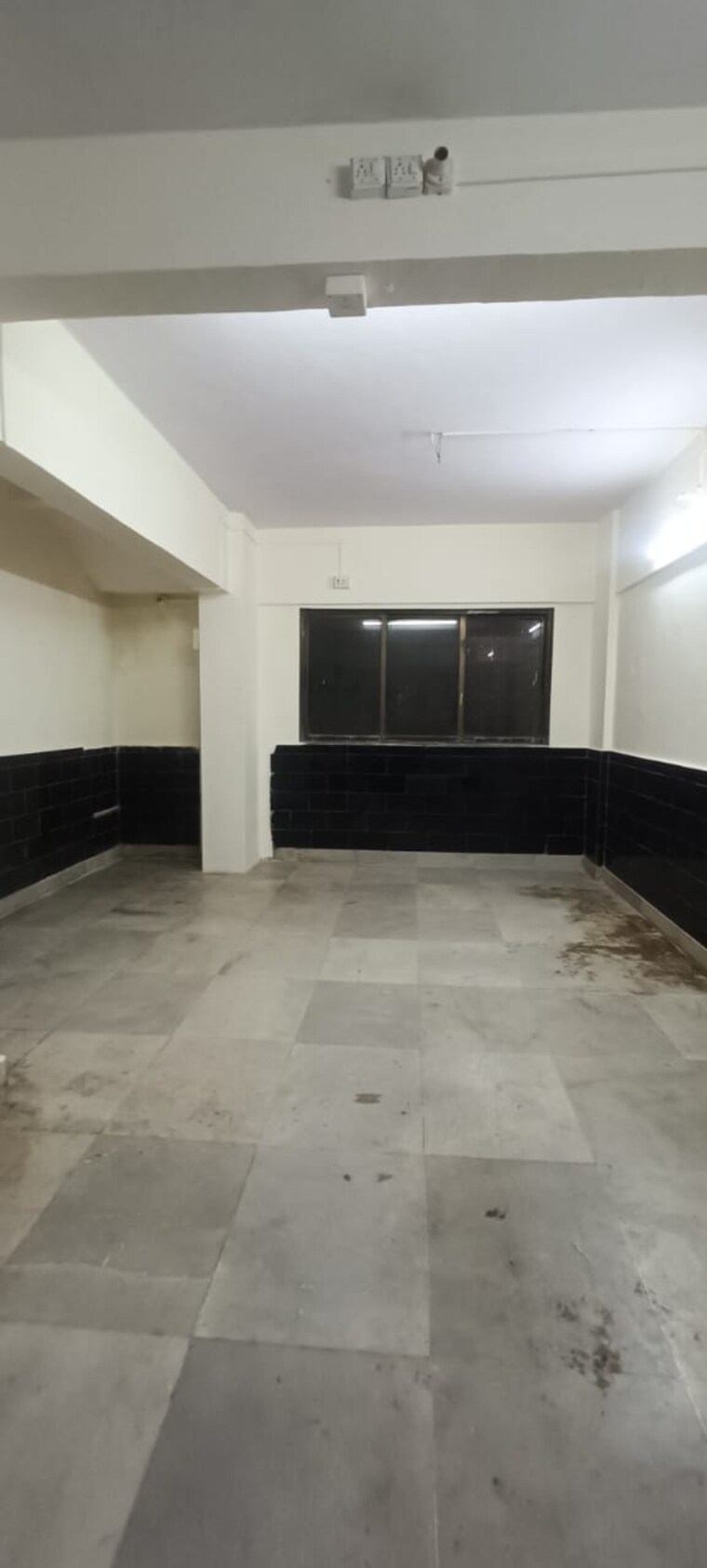 Kitchen, sagar-avenue Commercial Shop 325 Sq.Ft. In Santacruz East Mumbai 9454977