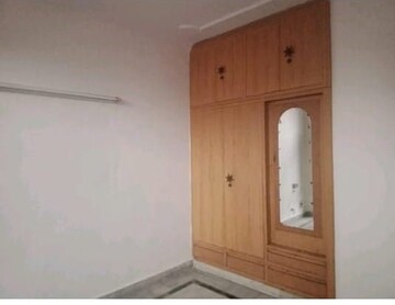 Room in 2 BHK Independent House at Sector 55 – for Rent