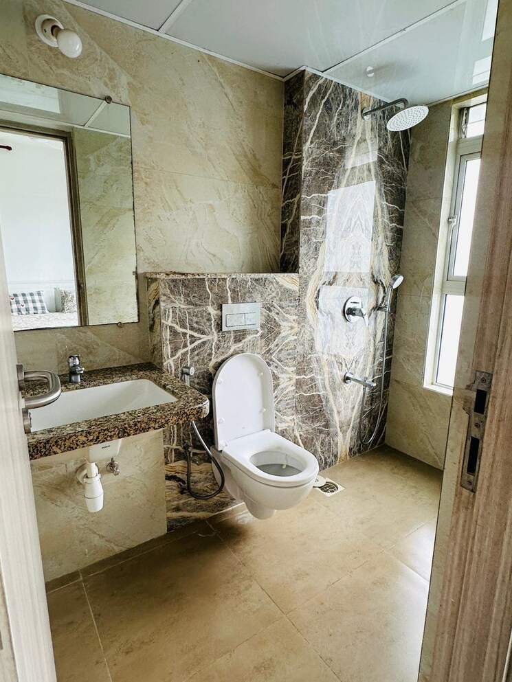 Attached Bathroom, wadhwa-dukes-horizon 3 Bedroom 1049 Sq.Ft. Apartment In Chembur Mumbai 9455002