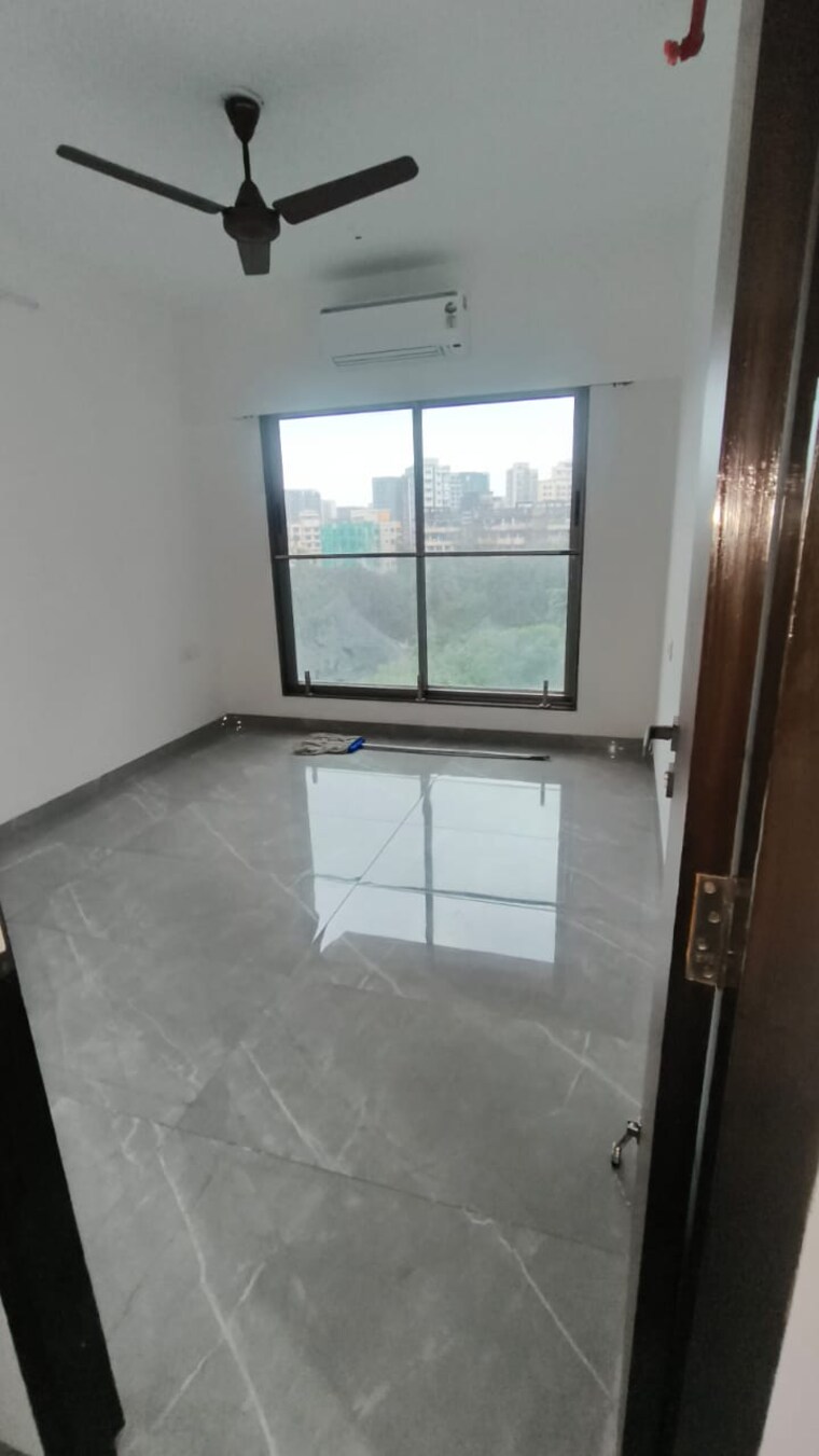 Room, hubtown-seasons 2 Bedroom 754 Sq.Ft. Apartment In Chembur Mumbai 9455009
