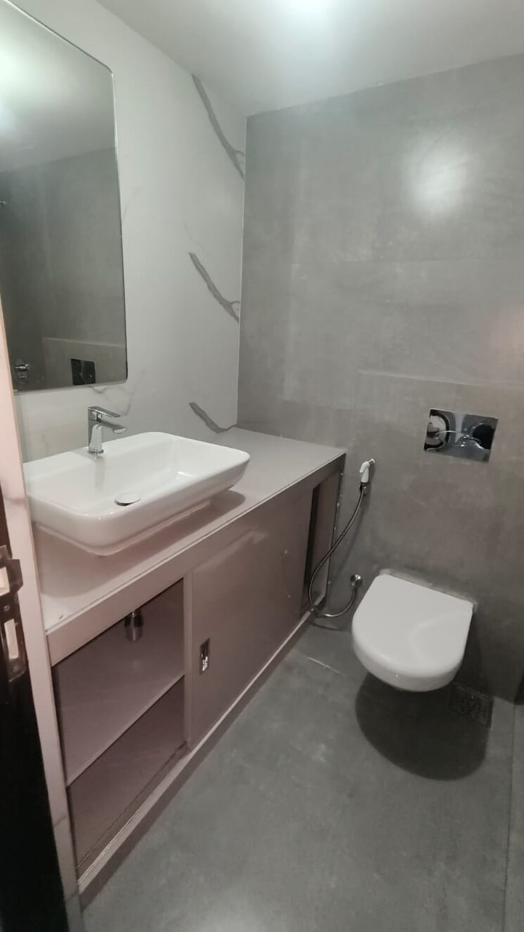 Bathroom, hubtown-seasons 2 Bedroom 754 Sq.Ft. Apartment In Chembur Mumbai 9455009